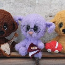 Разные игрушки по одному описанию